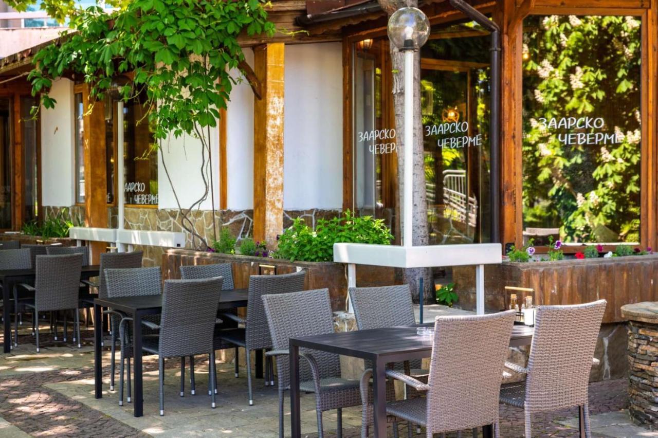Hotel Ezeroto Stara Zagora Exteriör bild